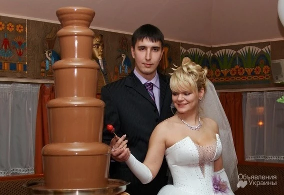 Фото Аренда шоколадных фонтанов на свадьбу