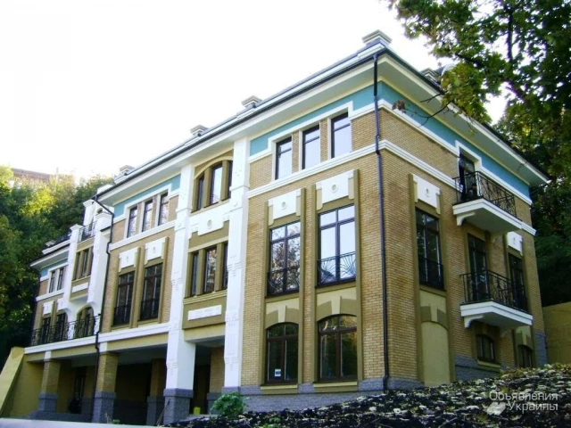 Фото Офисное здание в Киеве, Шевченковский район.