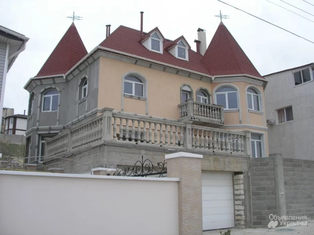 Фото 4-х этажный дом в Севастополе в Стрелецкой бухте