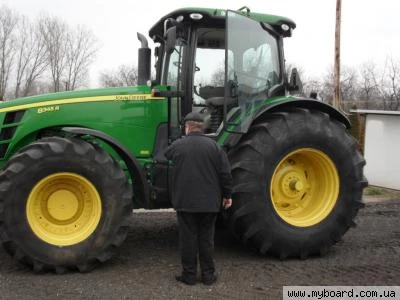 Фото трактор колесный John-Deere 8345 R 2011г.