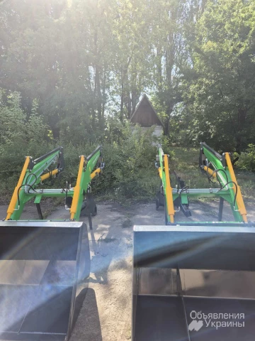 Фото Швидкоз'ємний фронтальний навантажувач LoadPro