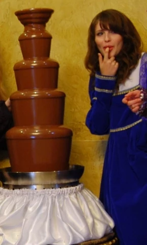 Фото Прокат шоколадных фонтанов на праздник