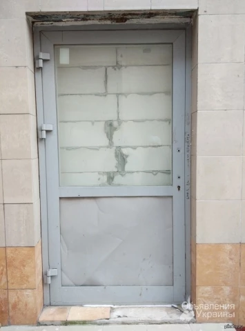 Фото Ремонт алюминиевых и металлопластиковых дверей Киев