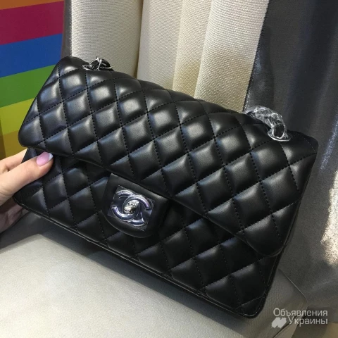 Фото Клатчи и маленькие сумочки Chanel женская сумка шанель классика 2,55