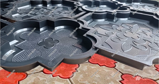 Фото Формы для тротуарной плитки Декор 2,5см