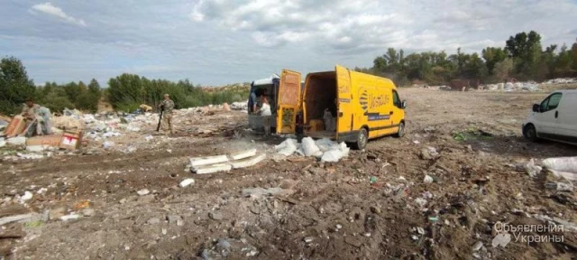 Фото Вывоз строительного и бытового мусора, Киев и область