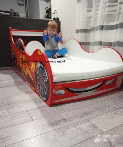 Фото Ліжко машина. Дитяче ліжко машина для хлопчика