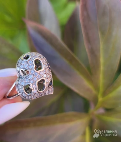 Фото Нова срібна каблучка Серце з фіанітами